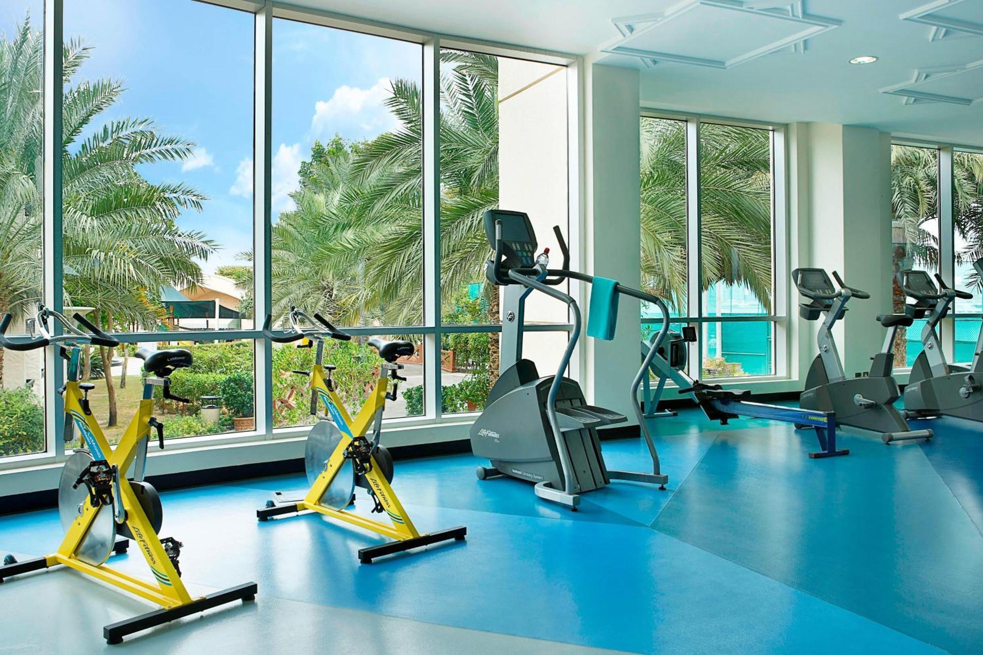Al Habtoor Grand Resort, Autograph Collection Dubai Ngoại thất bức ảnh The gym at the Jumeirah Beach Hotel