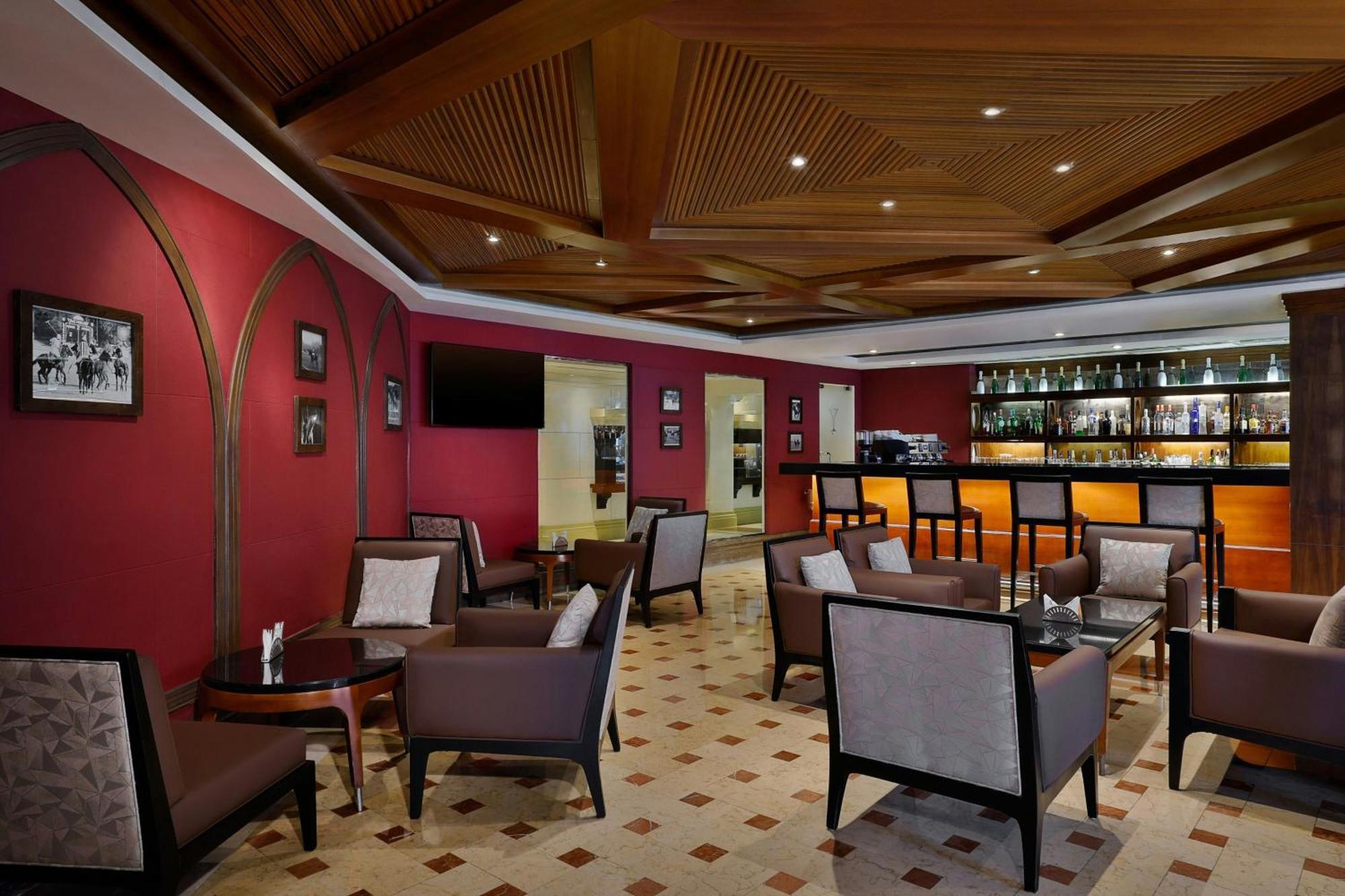 Al Habtoor Grand Resort, Autograph Collection Dubai Ngoại thất bức ảnh The Bar