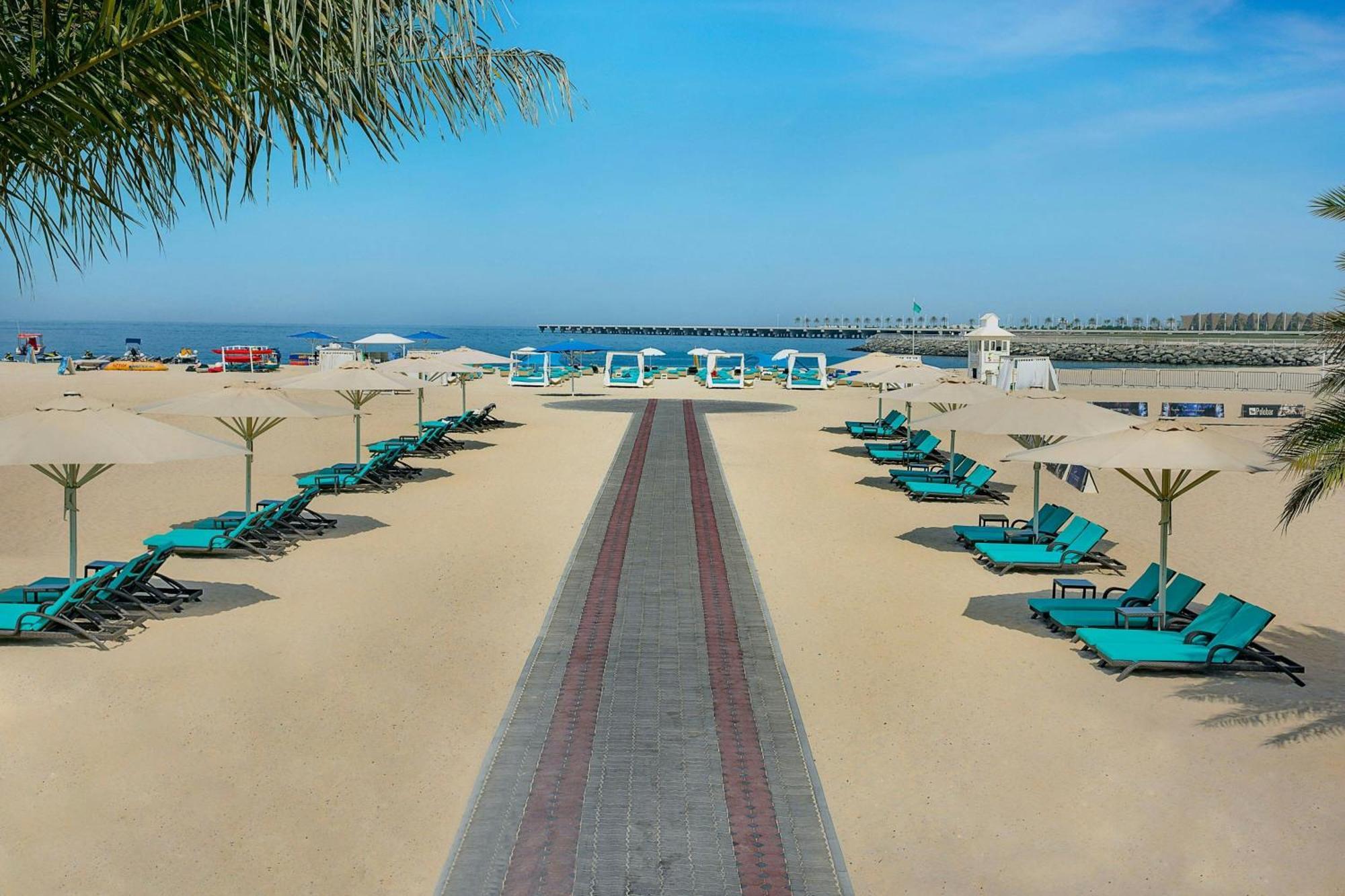 Al Habtoor Grand Resort, Autograph Collection Dubai Ngoại thất bức ảnh The beach at the InterContinental Hotel