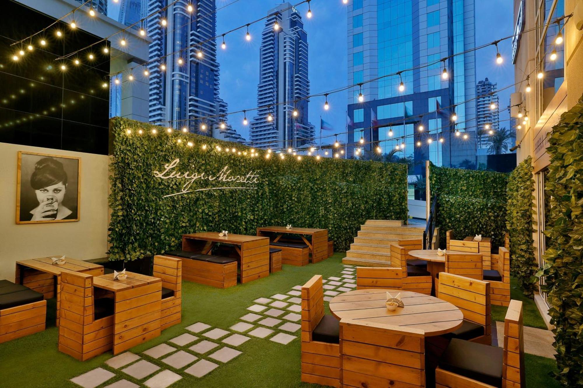Al Habtoor Grand Resort, Autograph Collection Dubai Ngoại thất bức ảnh The Garden Bar