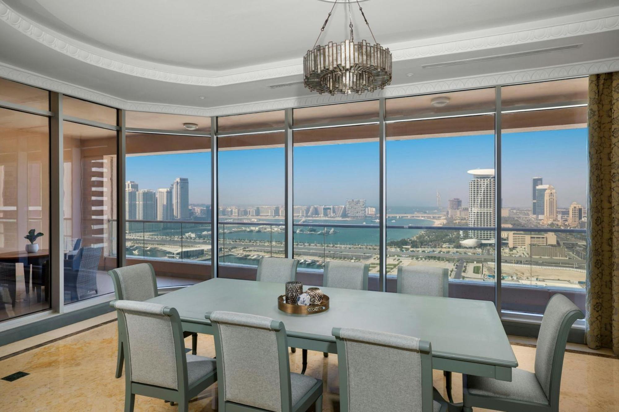 Al Habtoor Grand Resort, Autograph Collection Dubai Ngoại thất bức ảnh Interior of a model home