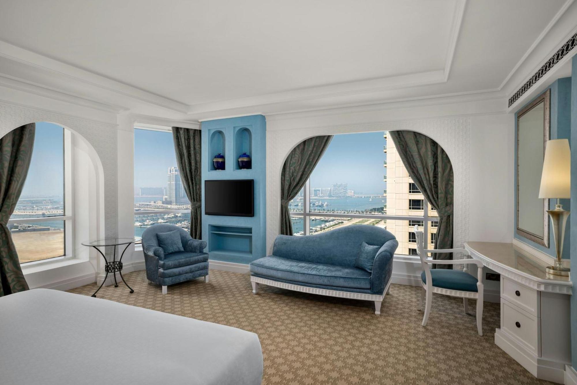 Al Habtoor Grand Resort, Autograph Collection Dubai Ngoại thất bức ảnh A room at the hotel